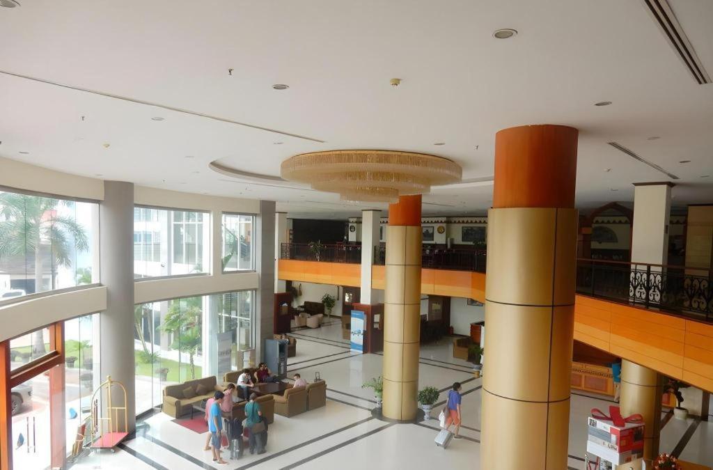Vientiane Plaza Hotel Exterior foto
