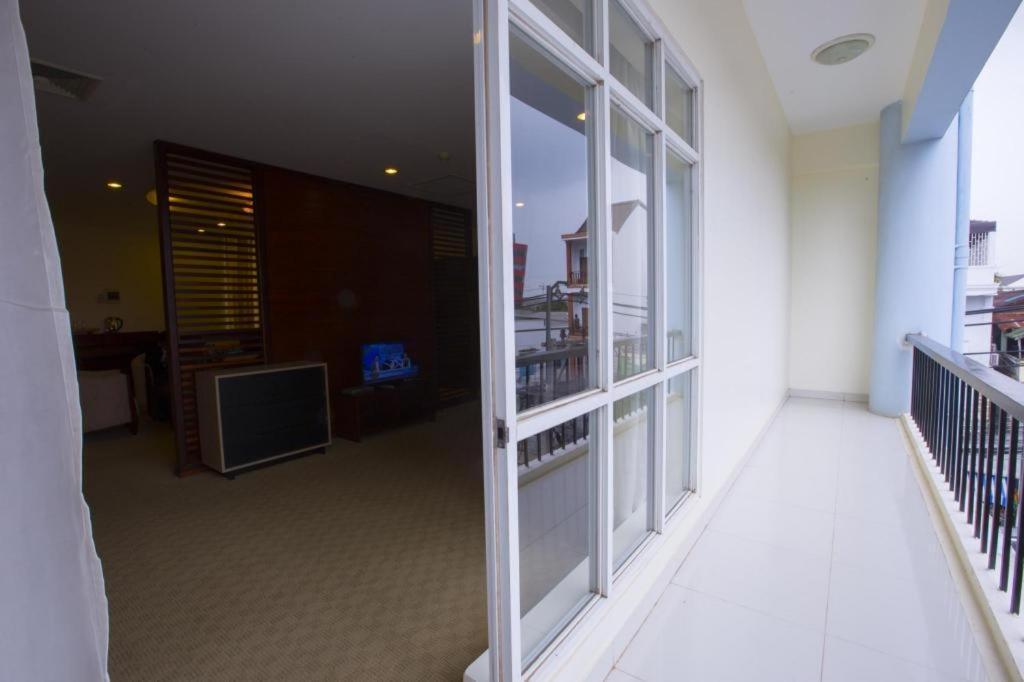 Vientiane Plaza Hotel Exterior foto